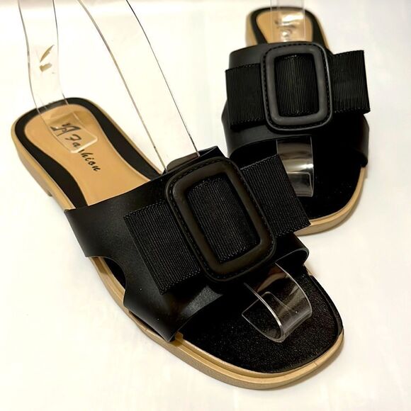 𝅺Black Buckle Slide On Sandals - Picture 1 of 4